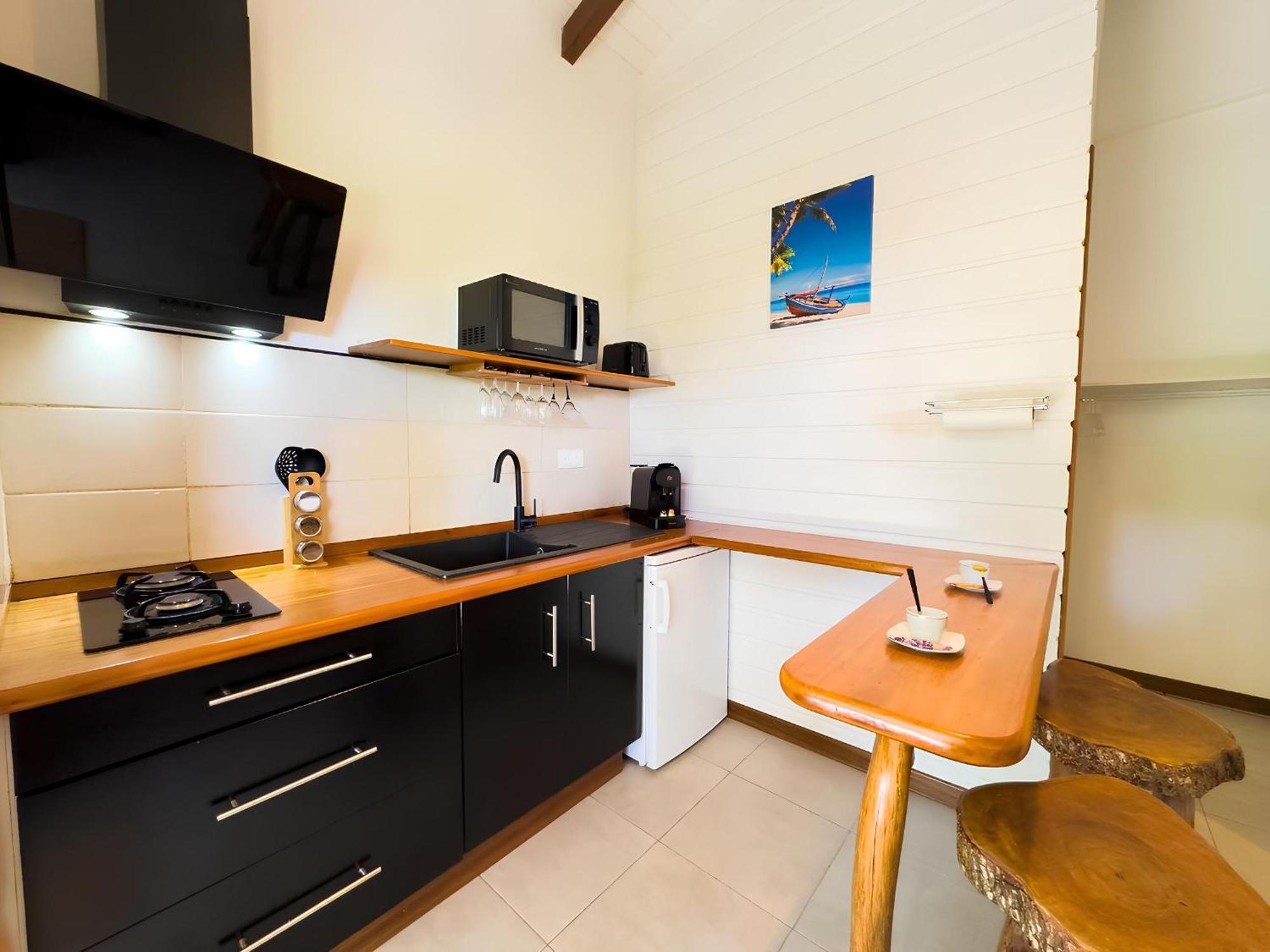 Bungalow Le Balisier Pointe-Noire Esterno foto