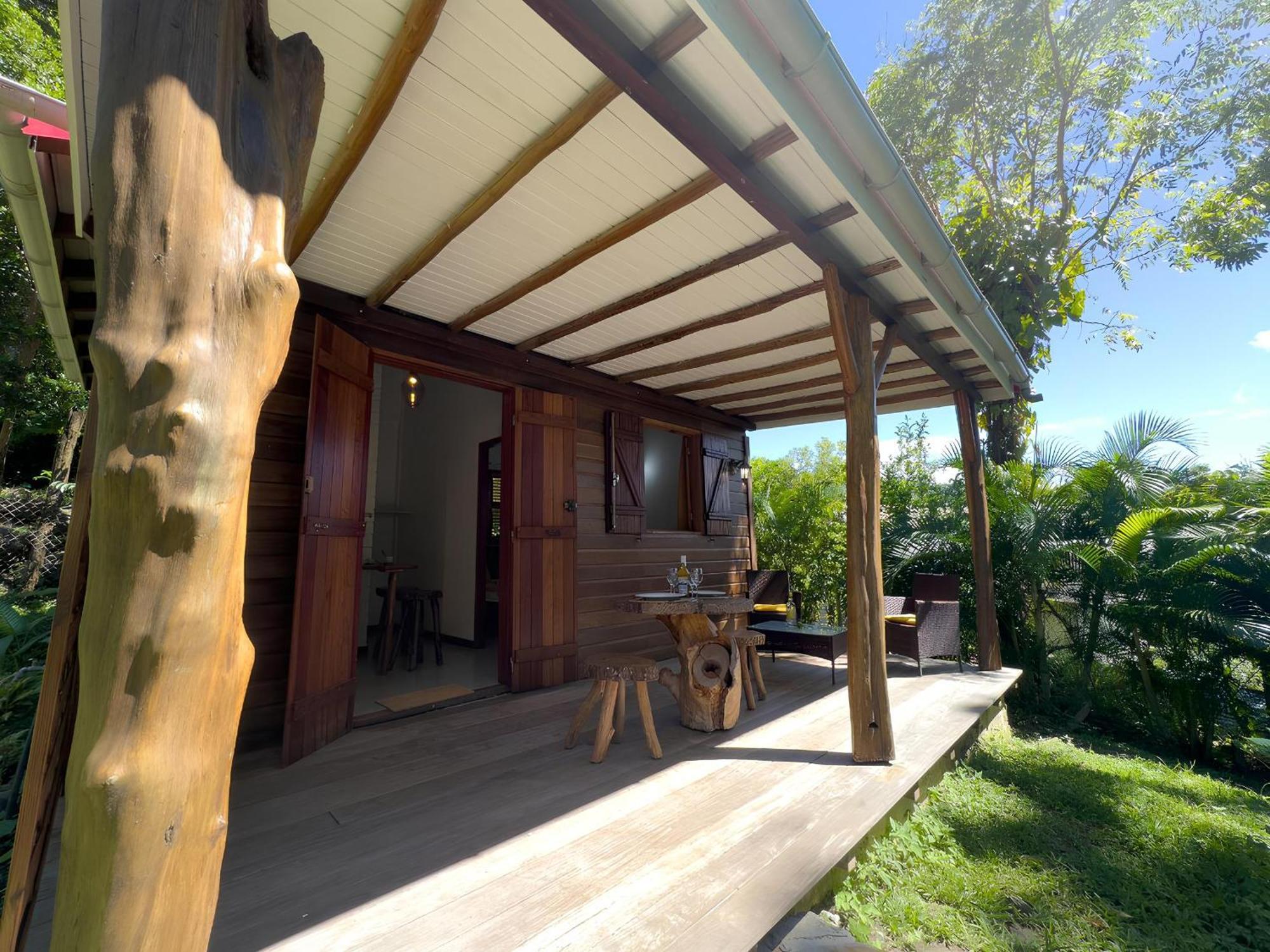Bungalow Le Balisier Pointe-Noire Esterno foto